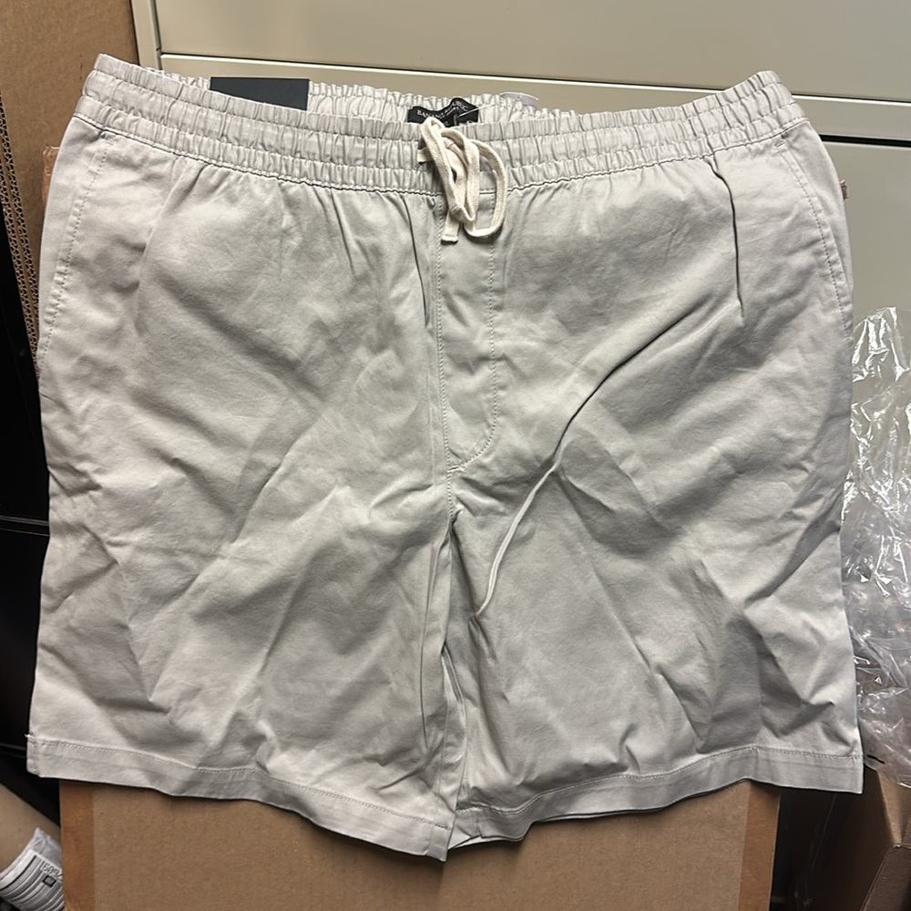 banana republic BR millstone easy shorts 9” NEW Organic khaki color drawstring